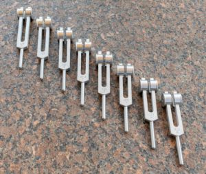 Therapeutische Stimmgabel, Otto Tuner, gewichtete Stimmgabel
