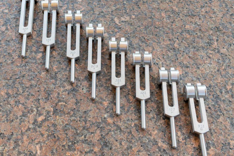 Therapeutische Stimmgabel, Otto Tuner, gewichtete Stimmgabel