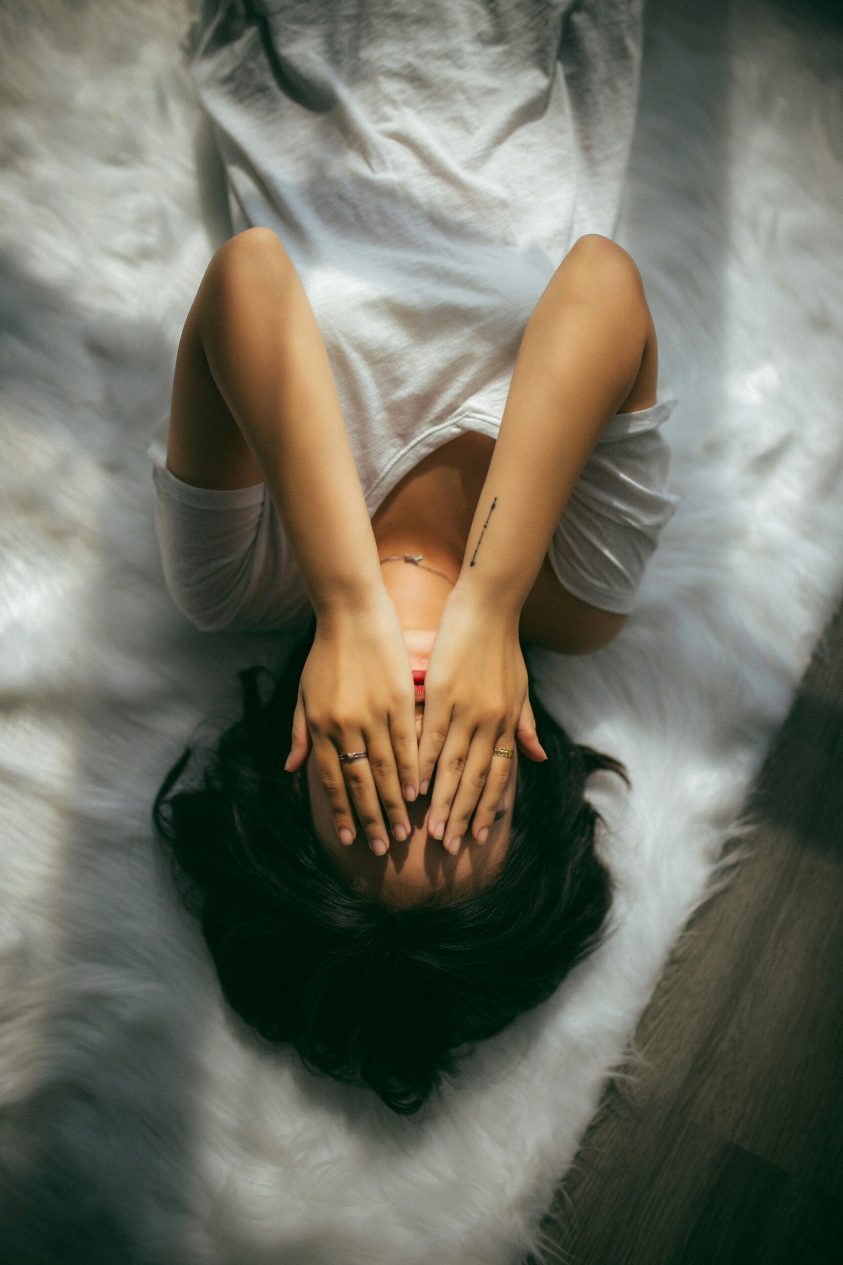 Ruhiges Portrait als Einstieg in eine Übung zur schnellen Hilfe bei Stress